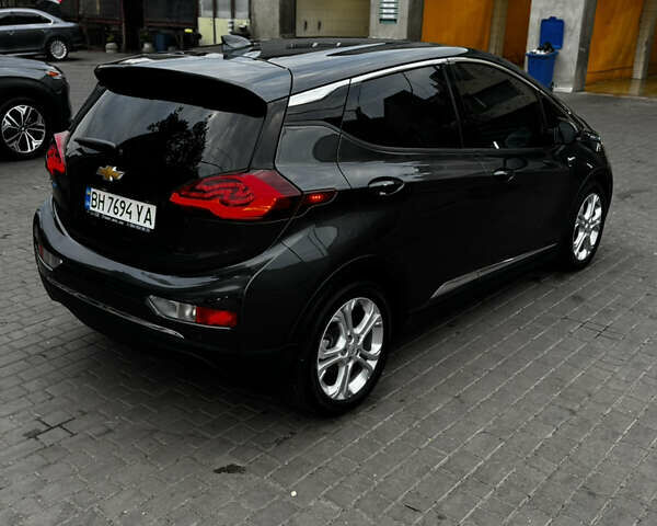 Сірий Шевроле Bolt EV, об'ємом двигуна 0 л та пробігом 95 тис. км за 14999 $, фото 4 на Automoto.ua