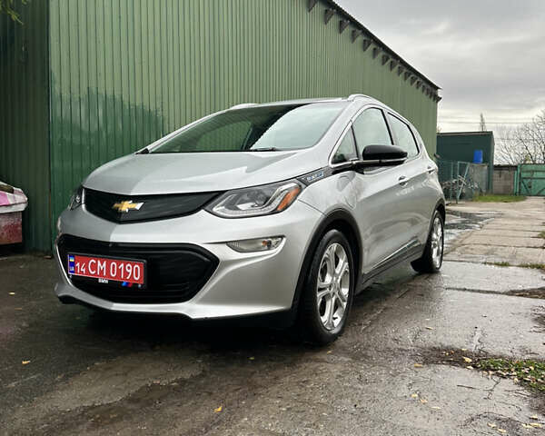 Шевроле Bolt EV 2018 в Киеве на Automoto.ua Серый Шевроле Bolt EV, объемом двигателя 0 л и пробегом 197 тыс. км за 12300 $, фото 3 на Automoto.ua