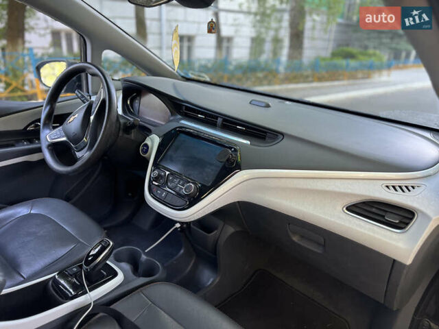 Серый Шевроле Bolt EV, объемом двигателя 0 л и пробегом 203 тыс. км за 9350 $, фото 15 на Automoto.ua