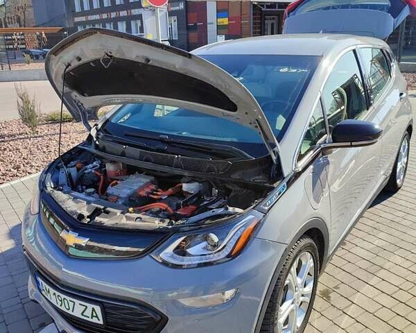 Серый Шевроле Bolt EV, объемом двигателя 0 л и пробегом 62 тыс. км за 13199 $, фото 17 на Automoto.ua