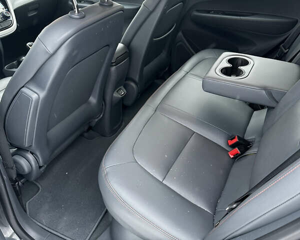 Серый Шевроле Bolt EV, объемом двигателя 0 л и пробегом 167 тыс. км за 14750 $, фото 11 на Automoto.ua