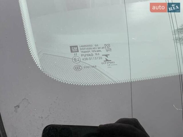 Серый Шевроле Bolt EV, объемом двигателя 0 л и пробегом 107 тыс. км за 14000 $, фото 10 на Automoto.ua