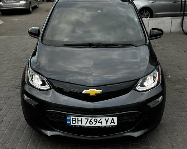 Сірий Шевроле Bolt EV, об'ємом двигуна 0 л та пробігом 95 тис. км за 14999 $, фото 2 на Automoto.ua