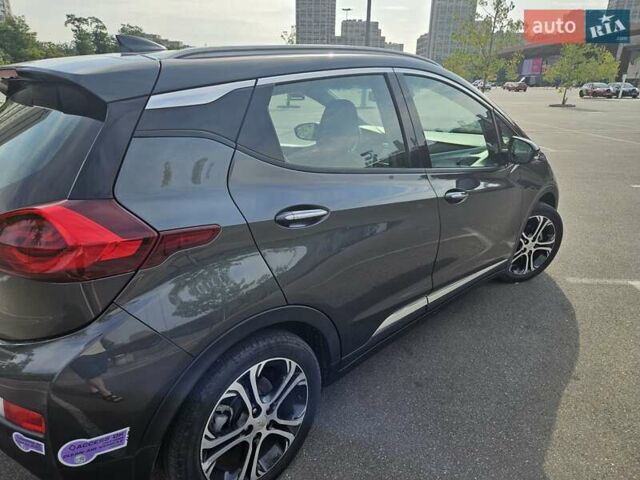 Серый Шевроле Bolt EV, объемом двигателя 0 л и пробегом 40 тыс. км за 18700 $, фото 43 на Automoto.ua