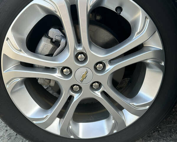 Серый Шевроле Bolt EV, объемом двигателя 0 л и пробегом 149 тыс. км за 14000 $, фото 11 на Automoto.ua