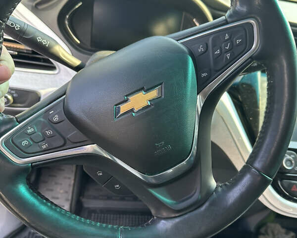 Серый Шевроле Bolt EV, объемом двигателя 0 л и пробегом 149 тыс. км за 14000 $, фото 20 на Automoto.ua