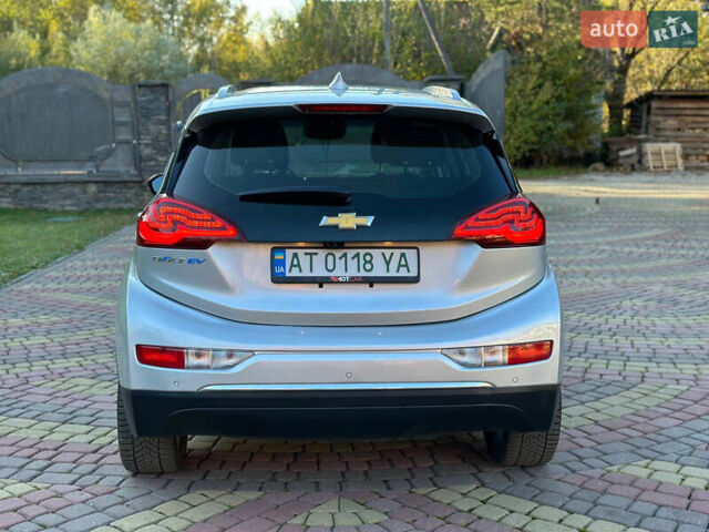 Серый Шевроле Bolt EV, объемом двигателя 0 л и пробегом 71 тыс. км за 16500 $, фото 2 на Automoto.ua