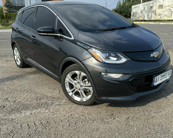 Серый Шевроле Bolt EV, объемом двигателя 0 л и пробегом 149 тыс. км за 14000 $, фото 3 на Automoto.ua