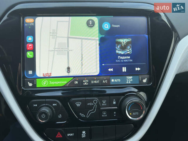 Серый Шевроле Bolt EV, объемом двигателя 0 л и пробегом 70 тыс. км за 15200 $, фото 32 на Automoto.ua