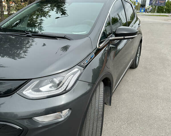 Сірий Шевроле Bolt EV, об'ємом двигуна 0 л та пробігом 90 тис. км за 19500 $, фото 2 на Automoto.ua