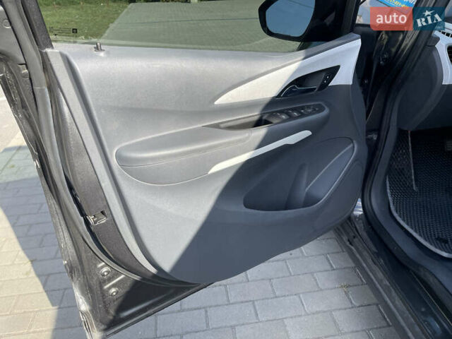 Серый Шевроле Bolt EV, объемом двигателя 0 л и пробегом 188 тыс. км за 14500 $, фото 15 на Automoto.ua