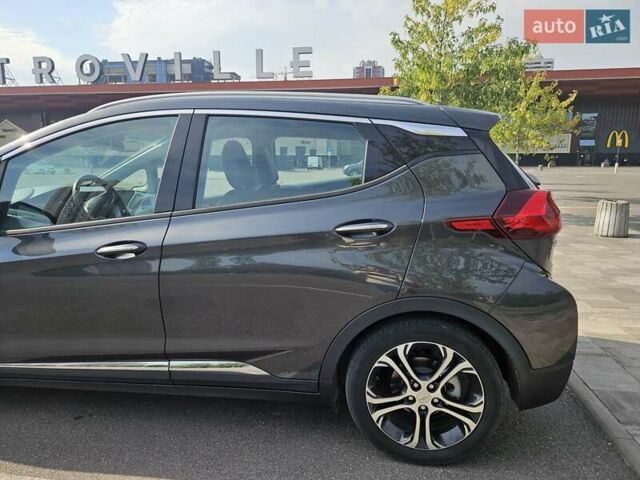 Серый Шевроле Bolt EV, объемом двигателя 0 л и пробегом 40 тыс. км за 18700 $, фото 49 на Automoto.ua