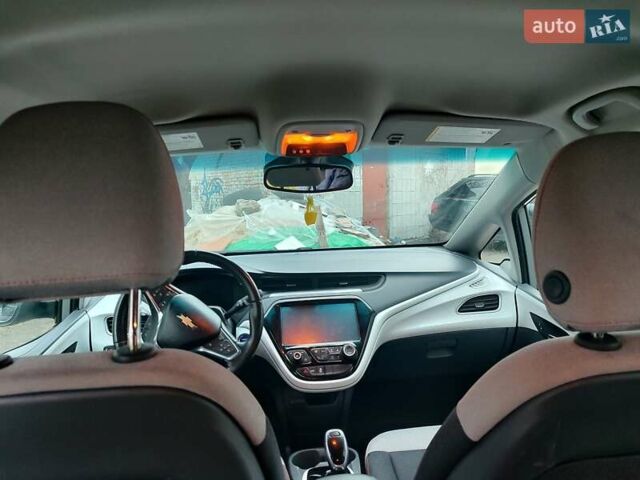 Серый Шевроле Bolt EV, объемом двигателя 0 л и пробегом 92 тыс. км за 15500 $, фото 11 на Automoto.ua