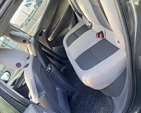 Серый Шевроле Bolt EV, объемом двигателя 0 л и пробегом 244 тыс. км за 12950 $, фото 10 на Automoto.ua