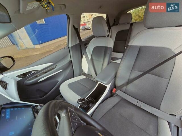 Сірий Шевроле Bolt EV, об'ємом двигуна 0 л та пробігом 102 тис. км за 14300 $, фото 16 на Automoto.ua