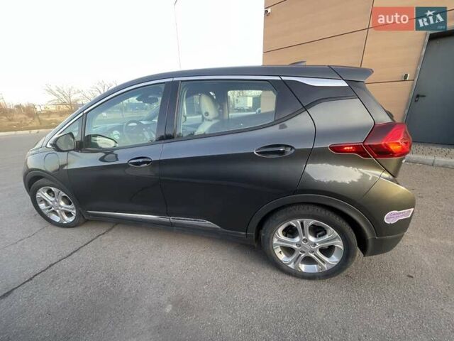 Серый Шевроле Bolt EV, объемом двигателя 0 л и пробегом 46 тыс. км за 16200 $, фото 15 на Automoto.ua