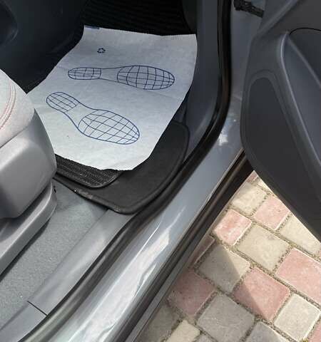 Серый Шевроле Bolt EV, объемом двигателя 0 л и пробегом 91 тыс. км за 14999 $, фото 19 на Automoto.ua