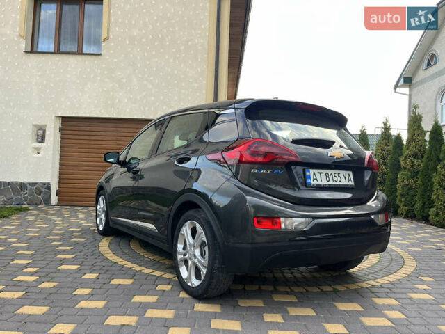 Серый Шевроле Bolt EV, объемом двигателя 0 л и пробегом 54 тыс. км за 16000 $, фото 7 на Automoto.ua