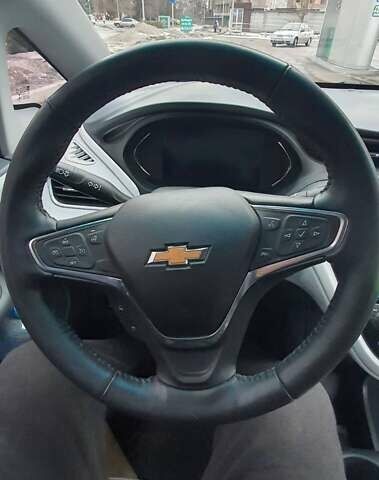 Серый Шевроле Bolt EV, объемом двигателя 0 л и пробегом 62 тыс. км за 15990 $, фото 14 на Automoto.ua