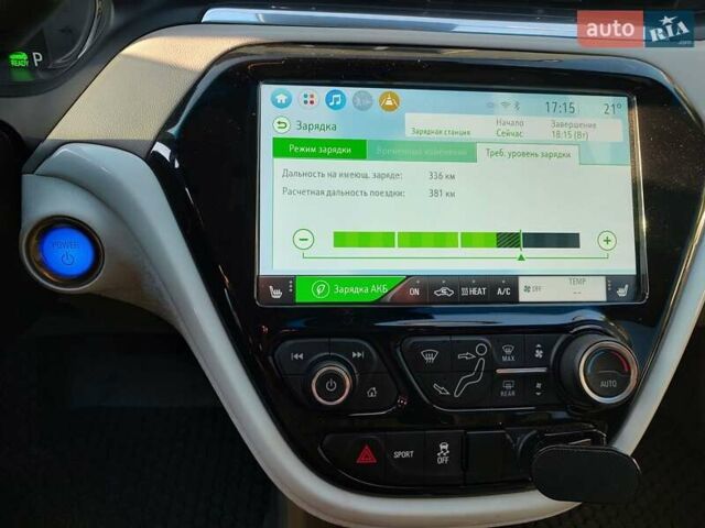 Серый Шевроле Bolt EV, объемом двигателя 0 л и пробегом 41 тыс. км за 15500 $, фото 7 на Automoto.ua