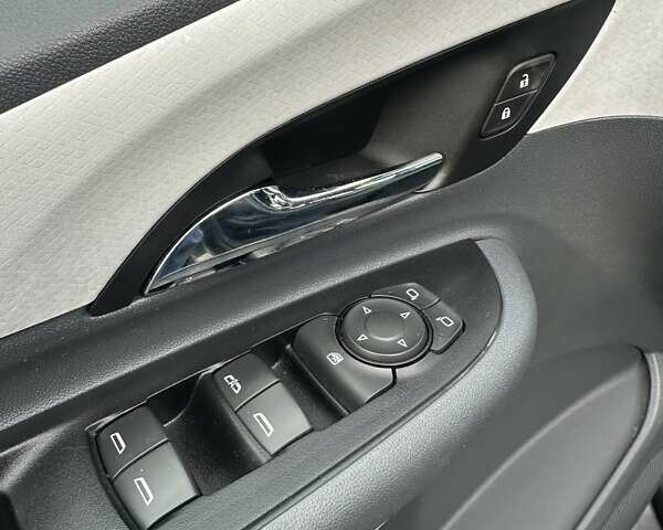 Серый Шевроле Bolt EV, объемом двигателя 0 л и пробегом 86 тыс. км за 13350 $, фото 22 на Automoto.ua