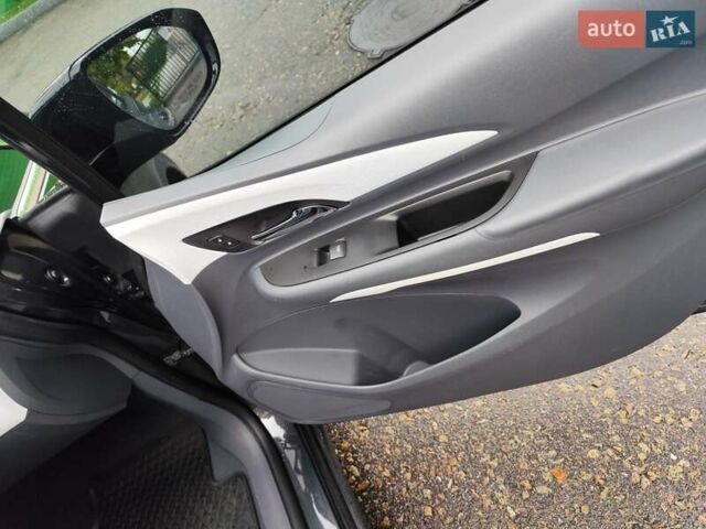 Серый Шевроле Bolt EV, объемом двигателя 0 л и пробегом 67 тыс. км за 15500 $, фото 6 на Automoto.ua