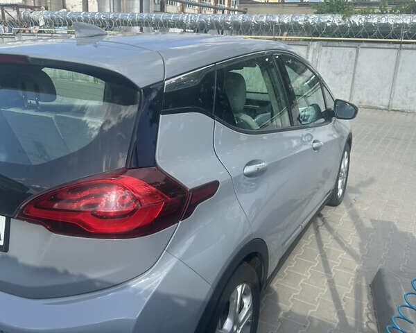 Шевроле Bolt EV 2019 в Житомире на Automoto.ua Серый Шевроле Bolt EV, объемом двигателя 0 л и пробегом 83 тыс. км за 15000 $, фото 5 на Automoto.ua