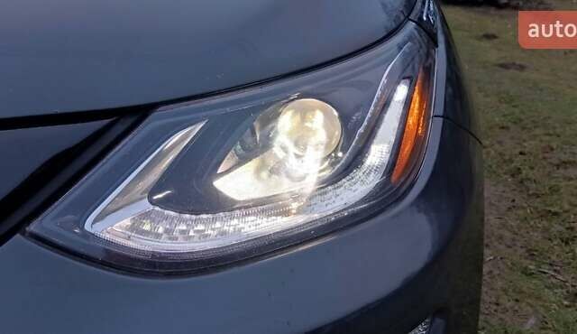 Серый Шевроле Bolt EV, объемом двигателя 0 л и пробегом 97 тыс. км за 12850 $, фото 13 на Automoto.ua