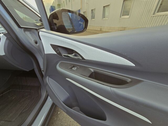 Сірий Шевроле Bolt EV, об'ємом двигуна 0 л та пробігом 102 тис. км за 14300 $, фото 15 на Automoto.ua