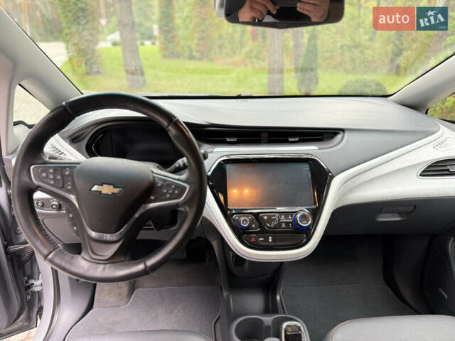 Серый Шевроле Bolt EV, объемом двигателя 0 л и пробегом 131 тыс. км за 14900 $, фото 9 на Automoto.ua