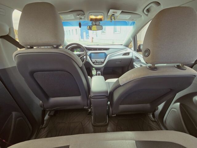 Сірий Шевроле Bolt EV, об'ємом двигуна 0 л та пробігом 102 тис. км за 14300 $, фото 11 на Automoto.ua