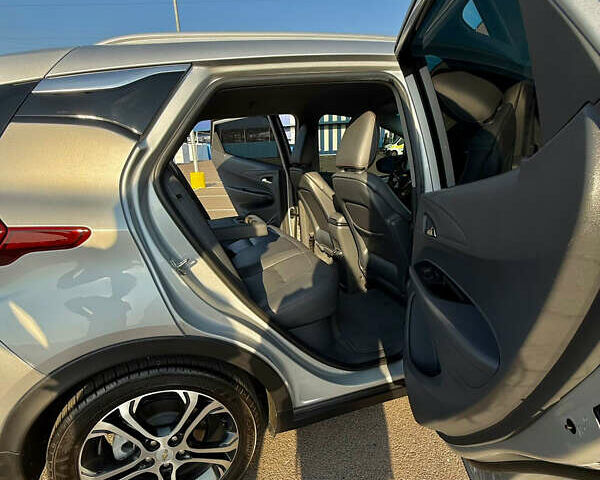 Серый Шевроле Bolt EV, объемом двигателя 0 л и пробегом 58 тыс. км за 14500 $, фото 14 на Automoto.ua
