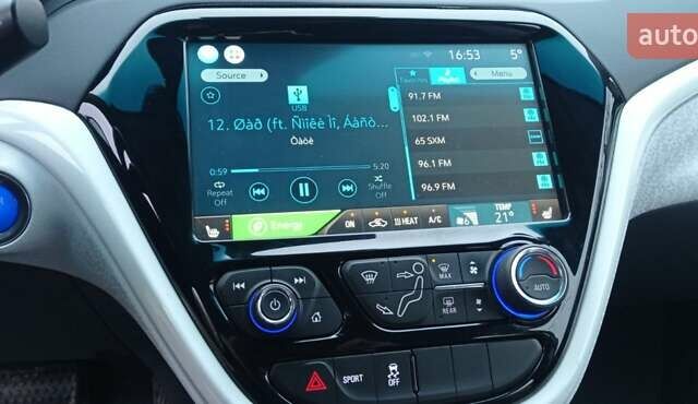 Серый Шевроле Bolt EV, объемом двигателя 0 л и пробегом 97 тыс. км за 12850 $, фото 7 на Automoto.ua