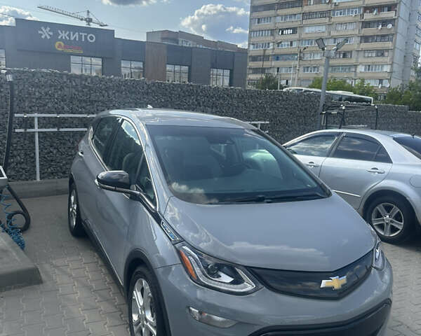 Шевроле Bolt EV 2019 в Житомире на Automoto.ua Серый Шевроле Bolt EV, объемом двигателя 0 л и пробегом 83 тыс. км за 15000 $, фото 6 на Automoto.ua