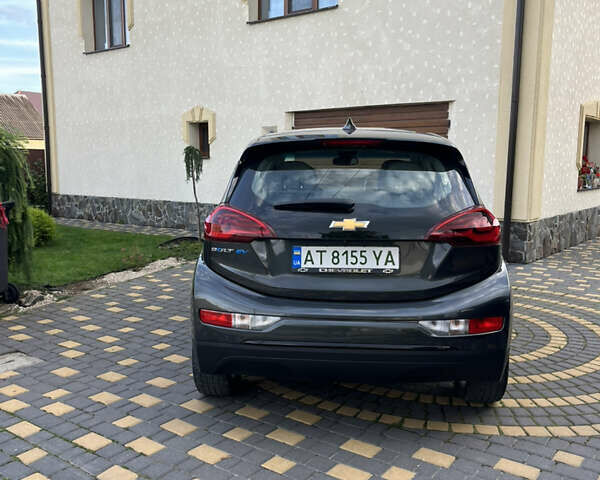 Серый Шевроле Bolt EV, объемом двигателя 0 л и пробегом 54 тыс. км за 16000 $, фото 5 на Automoto.ua