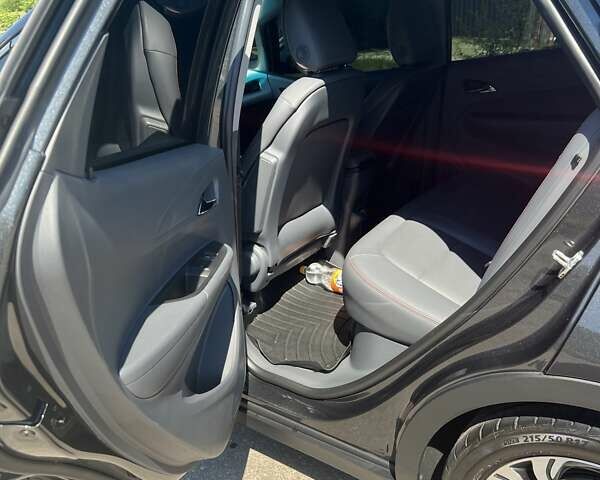 Серый Шевроле Bolt EV, объемом двигателя 0 л и пробегом 60 тыс. км за 18500 $, фото 5 на Automoto.ua