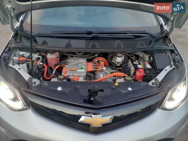 Сірий Шевроле Bolt EV, об'ємом двигуна 0 л та пробігом 55 тис. км за 14700 $, фото 37 на Automoto.ua