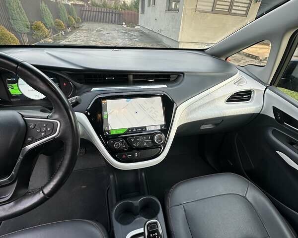 Серый Шевроле Bolt EV, объемом двигателя 0 л и пробегом 86 тыс. км за 13350 $, фото 18 на Automoto.ua