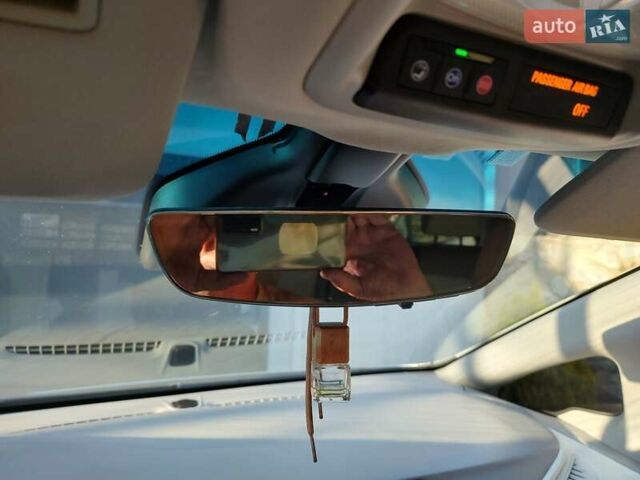 Серый Шевроле Bolt EV, объемом двигателя 0 л и пробегом 41 тыс. км за 17200 $, фото 9 на Automoto.ua