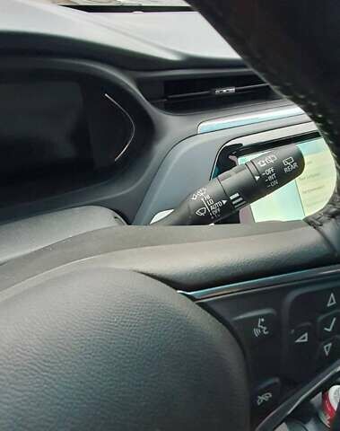 Серый Шевроле Bolt EV, объемом двигателя 0 л и пробегом 62 тыс. км за 15990 $, фото 15 на Automoto.ua