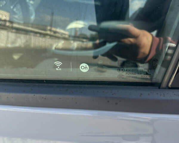 Шевроле Bolt EV 2019 в Житомире на Automoto.ua Серый Шевроле Bolt EV, объемом двигателя 0 л и пробегом 83 тыс. км за 15000 $, фото 13 на Automoto.ua