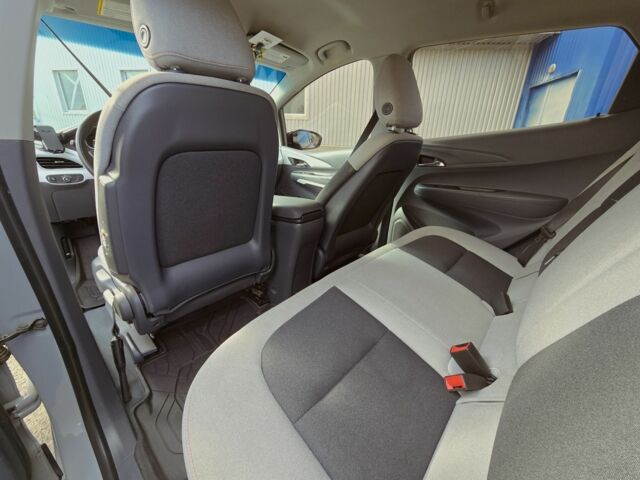 Сірий Шевроле Bolt EV, об'ємом двигуна 0 л та пробігом 102 тис. км за 14300 $, фото 21 на Automoto.ua