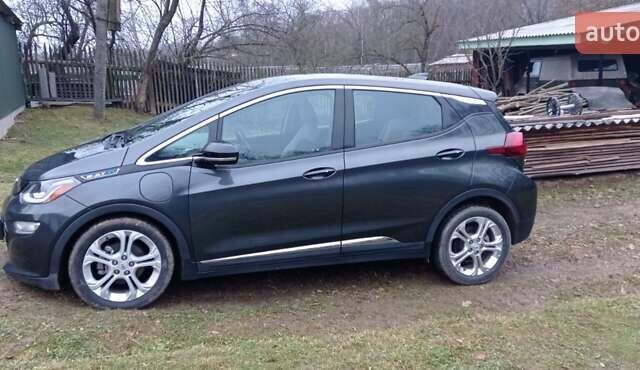 Серый Шевроле Bolt EV, объемом двигателя 0 л и пробегом 97 тыс. км за 12850 $, фото 8 на Automoto.ua