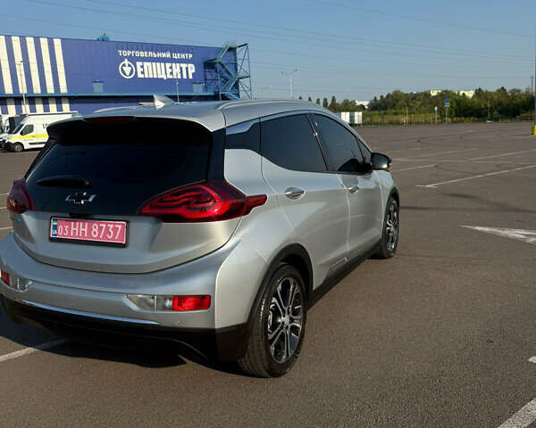 Серый Шевроле Bolt EV, объемом двигателя 0 л и пробегом 58 тыс. км за 14500 $, фото 3 на Automoto.ua