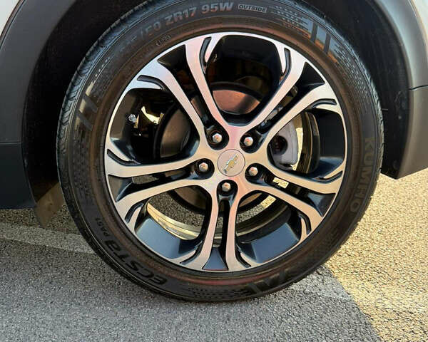 Серый Шевроле Bolt EV, объемом двигателя 0 л и пробегом 58 тыс. км за 14500 $, фото 37 на Automoto.ua