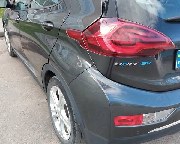 Сірий Шевроле Bolt EV, об'ємом двигуна 0 л та пробігом 73 тис. км за 18000 $, фото 7 на Automoto.ua