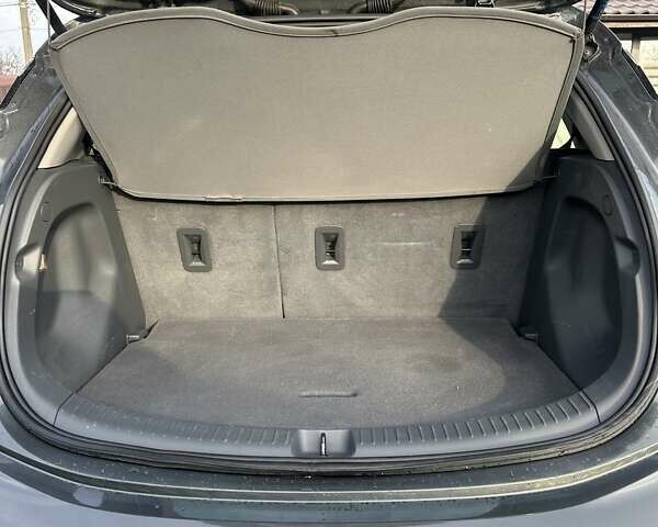 Серый Шевроле Bolt EV, объемом двигателя 0 л и пробегом 86 тыс. км за 13350 $, фото 26 на Automoto.ua