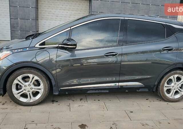 Серый Шевроле Bolt EV, объемом двигателя 0 л и пробегом 20 тыс. км за 15100 $, фото 83 на Automoto.ua