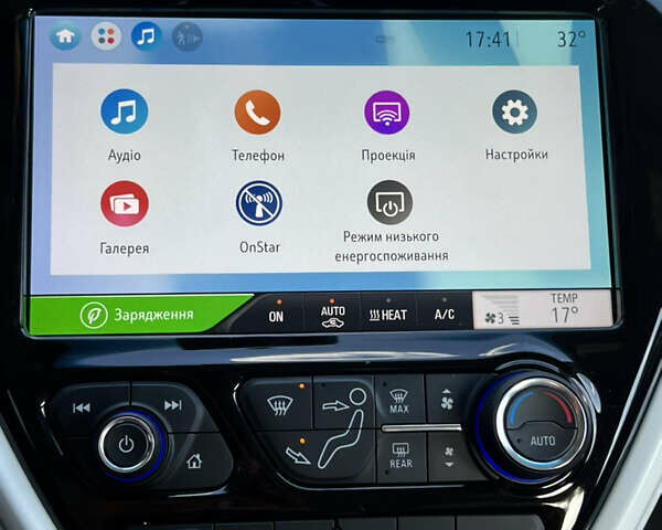 Серый Шевроле Bolt EV, объемом двигателя 0 л и пробегом 38 тыс. км за 16300 $, фото 46 на Automoto.ua