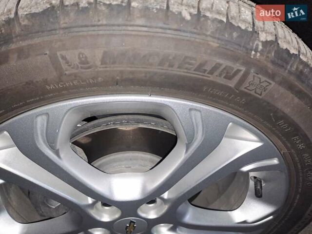 Серый Шевроле Bolt EV, объемом двигателя 0 л и пробегом 15 тыс. км за 17600 $, фото 14 на Automoto.ua